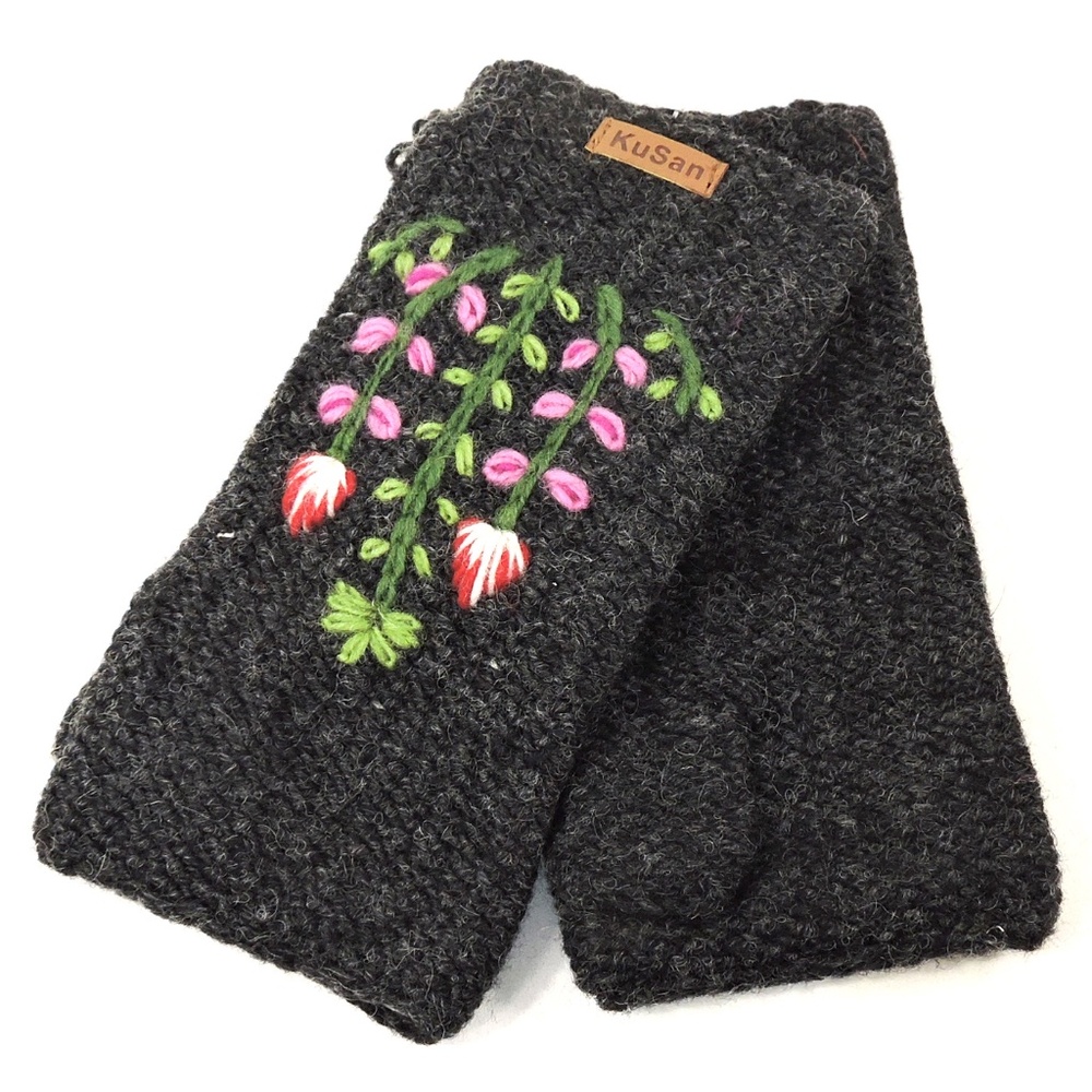 KUSAN ⚜ WOMEN'S BLACK WOOL OPEN FINGERS WINTER MITTENS